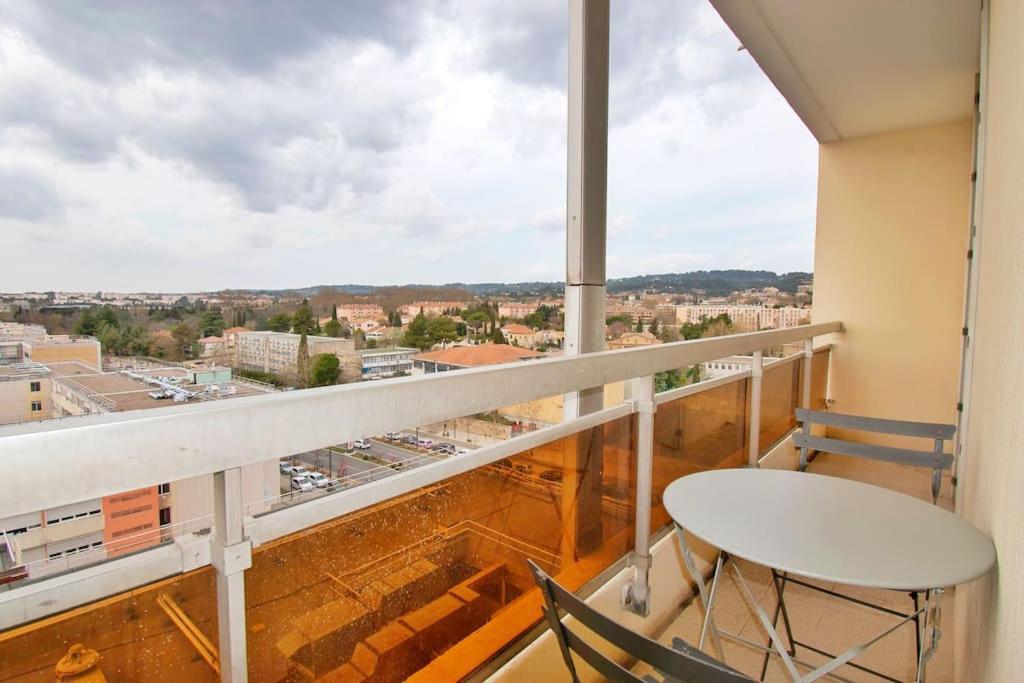Joli T2 Lumineux Avec Balcon Et Wifi - Proche Cv Apartamento Aix-en-Provence Exterior foto